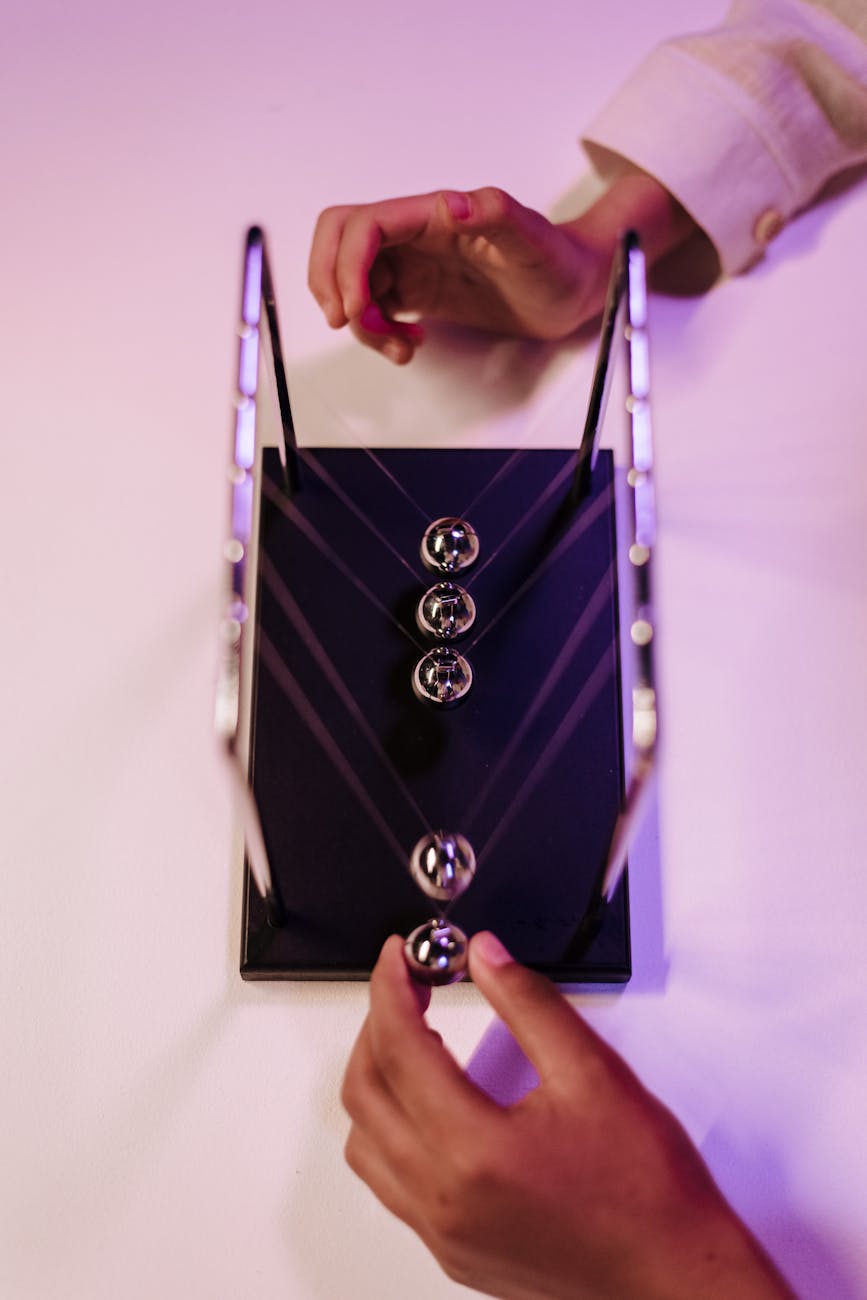 The Power & Responsibility of Observing a Conflict: The Resolution and Quantum&nbsp;Superposition